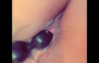 marlen-doll-jugando-con-bolitas